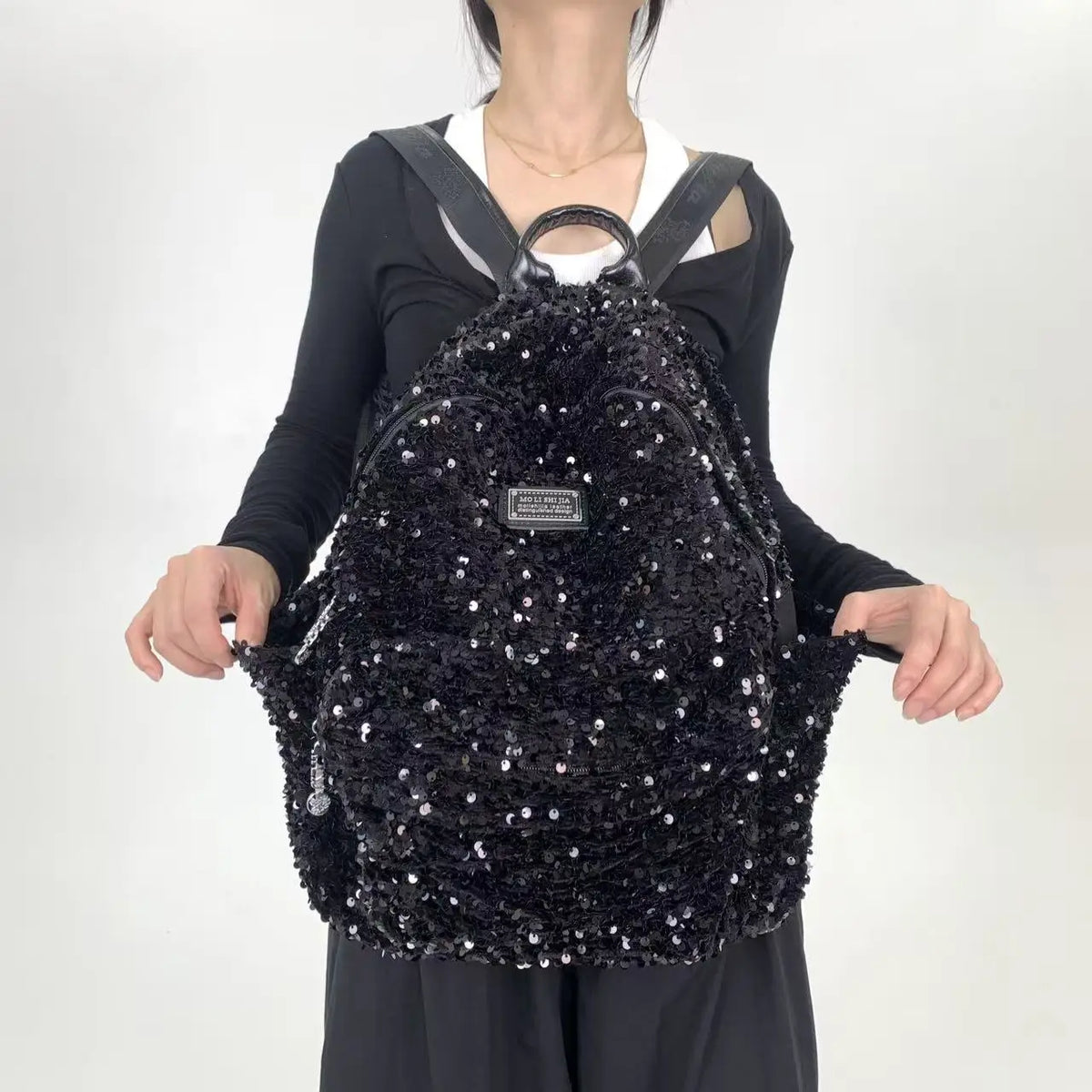 New Women's Sequined Backpack Luxury Brand Sequined Shiny Women's Backpack Large Capacity Fashionable Leisure Travel Backpack