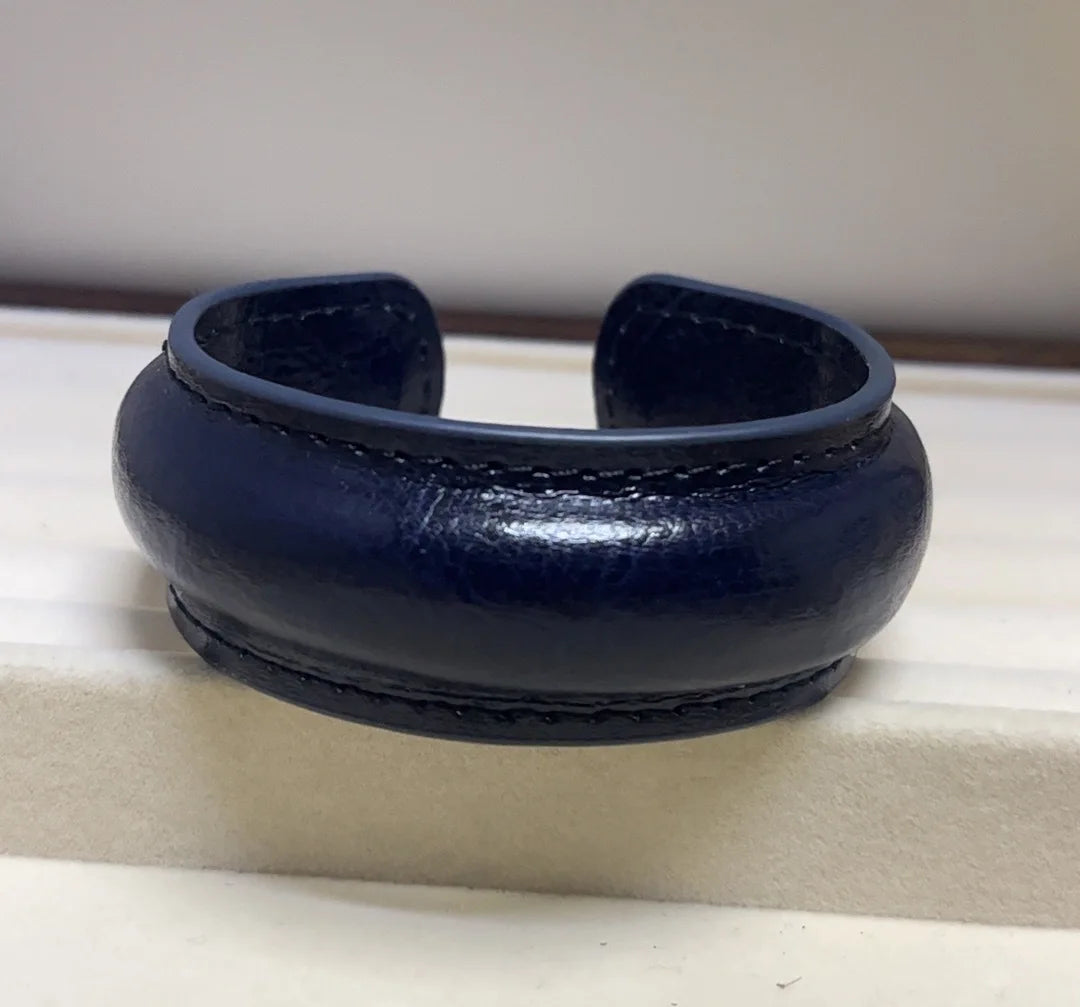 Elegant Minimalist Leather Wide Cuff Bracelet for Women