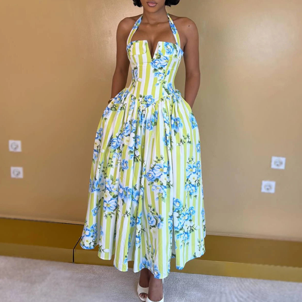 Women Elegant Backless Waist Vacation Dresses Sweet Style Floral Print Formal Party Dress Sexy Halter Sleeveless Bohe Long Dress