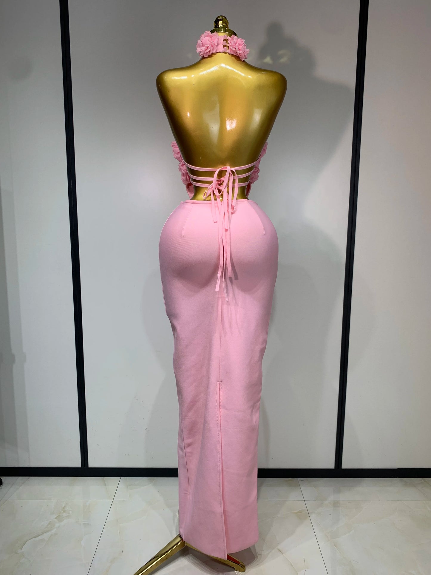 2025 New Women Sexy Halter Hollow Out Flowers Bodycon Bandage Dress Red Backless Elegant Party Luxury Birthday Wedding Dresses