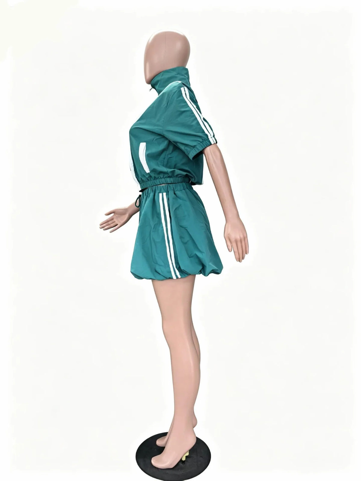 Short Sleeve Zipper Top and Mini Skirt Matching Set for Women