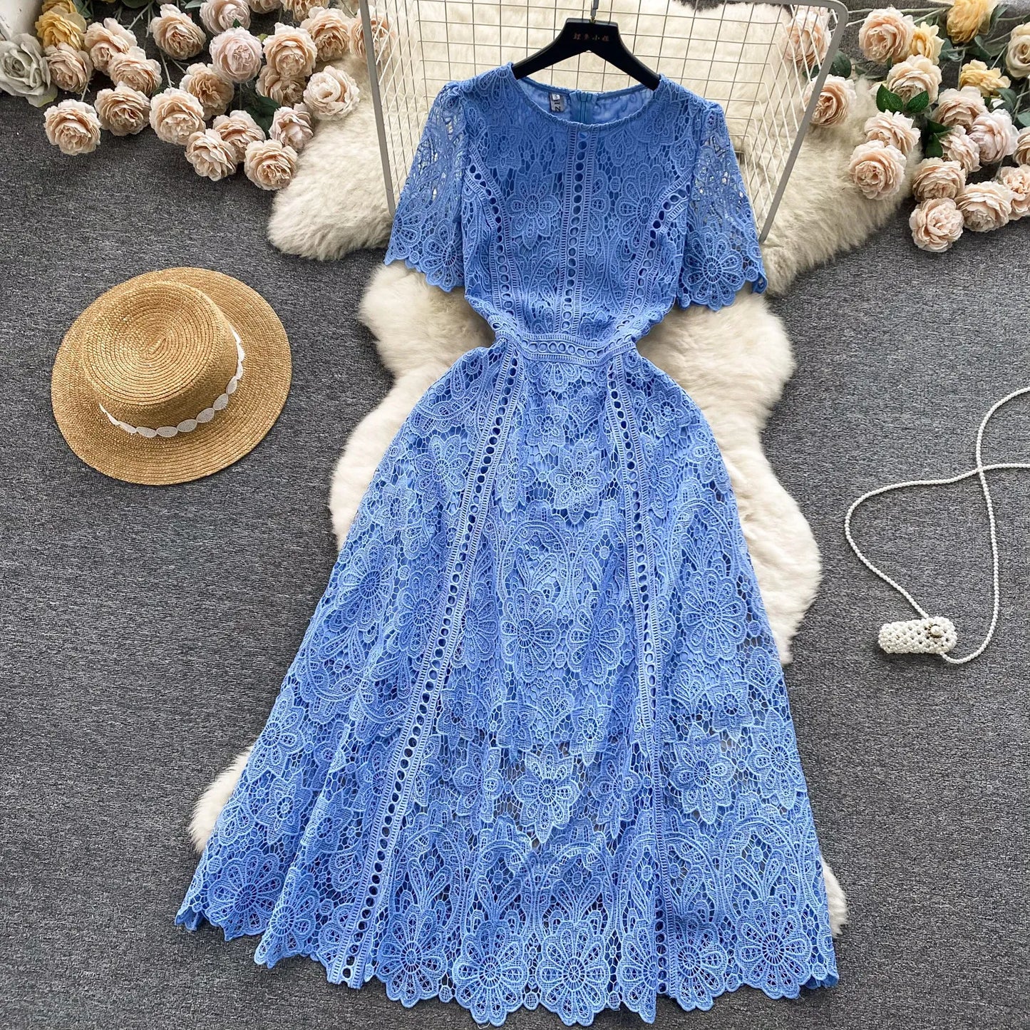 Korean Version Retro High-end Round Neck Lotus Leaf Sleeve Lace Dress for Women's 2026 Summer New Temperament Elegant Long Dress