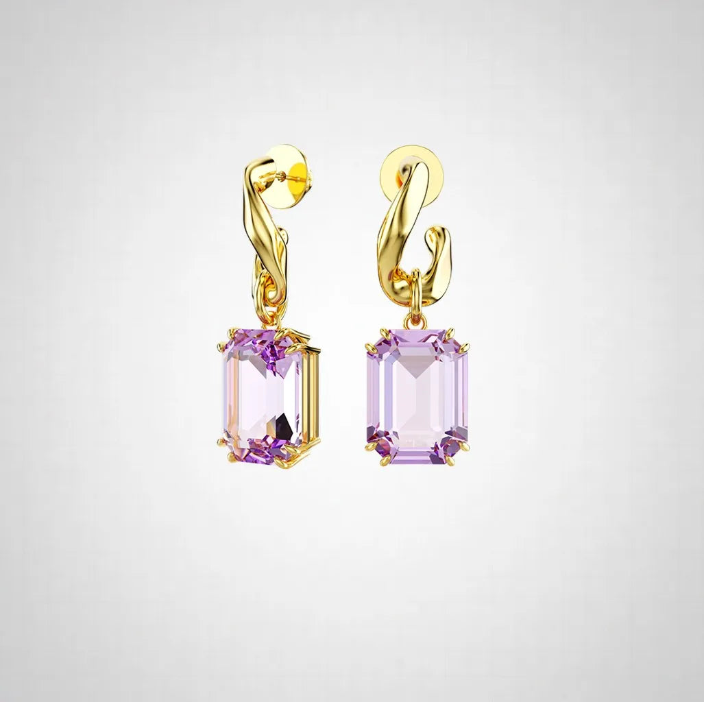 Romantic Shimmering Crystal Jewelry Set for Women An elegant necklace, earring, ring and bracelet set for women? Wait only title and 50-80. Need formulate. "Romantic Shimmering Crystal Necklace and Jewelry Set for Women" count 61. Product type jewelry