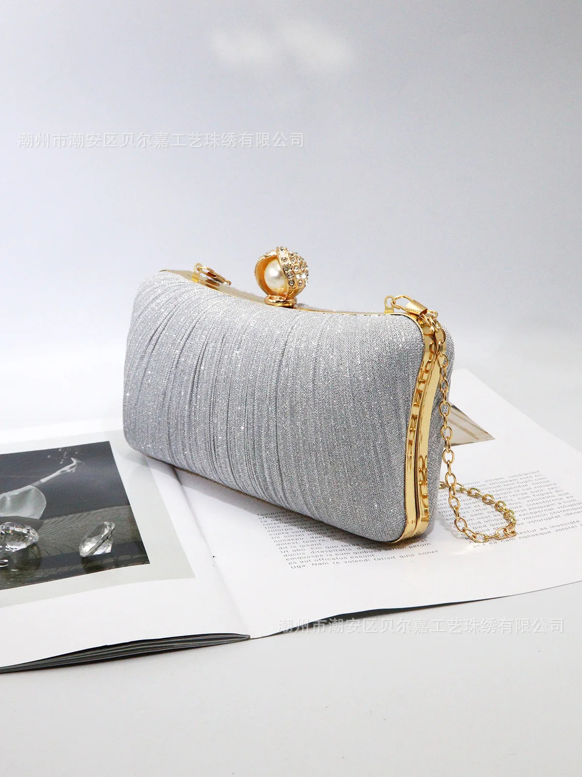 Elegant Pleated Chain Clutch Evening Bag for Women