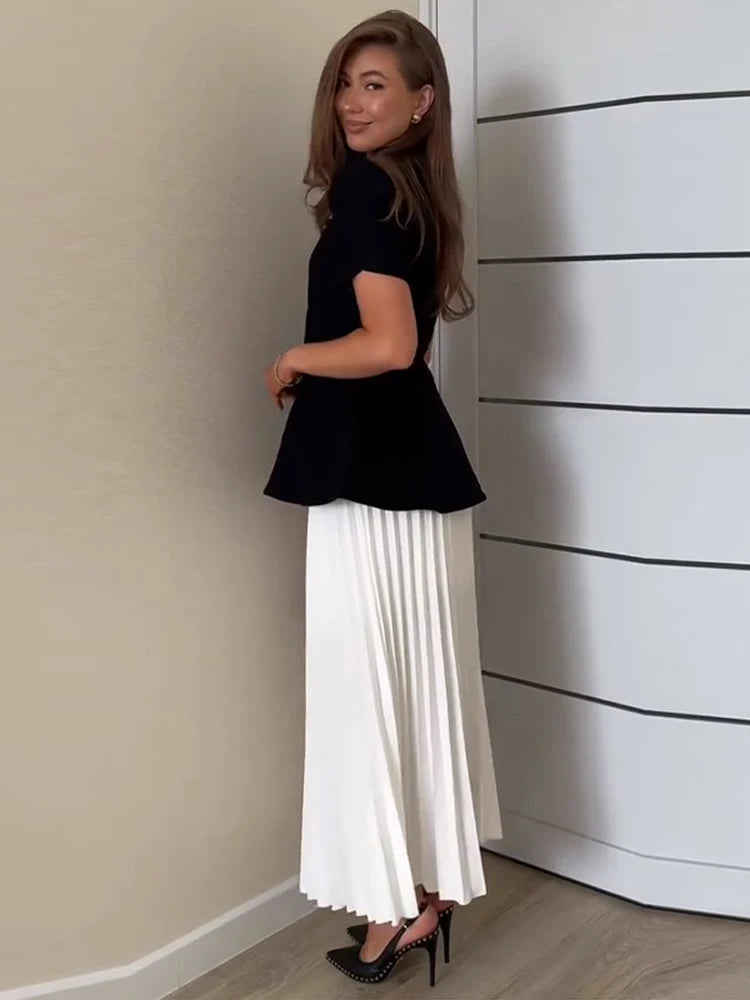 Chic Two Piece Blazer and Pleated Skirt Set for Women