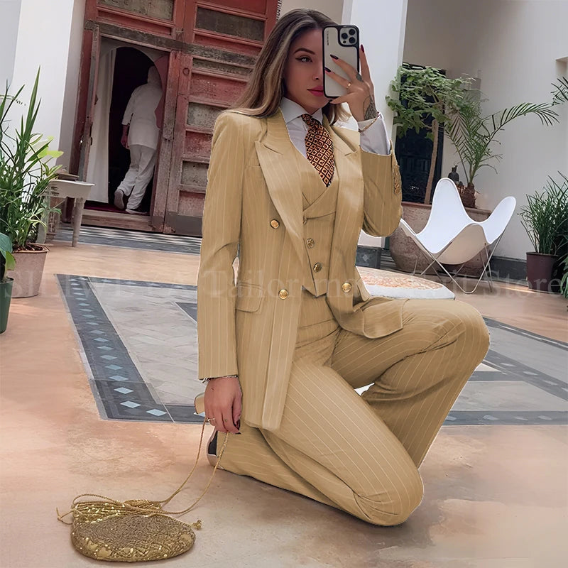 Slim Fit Double Breasted Green Striped Suit Set For Women