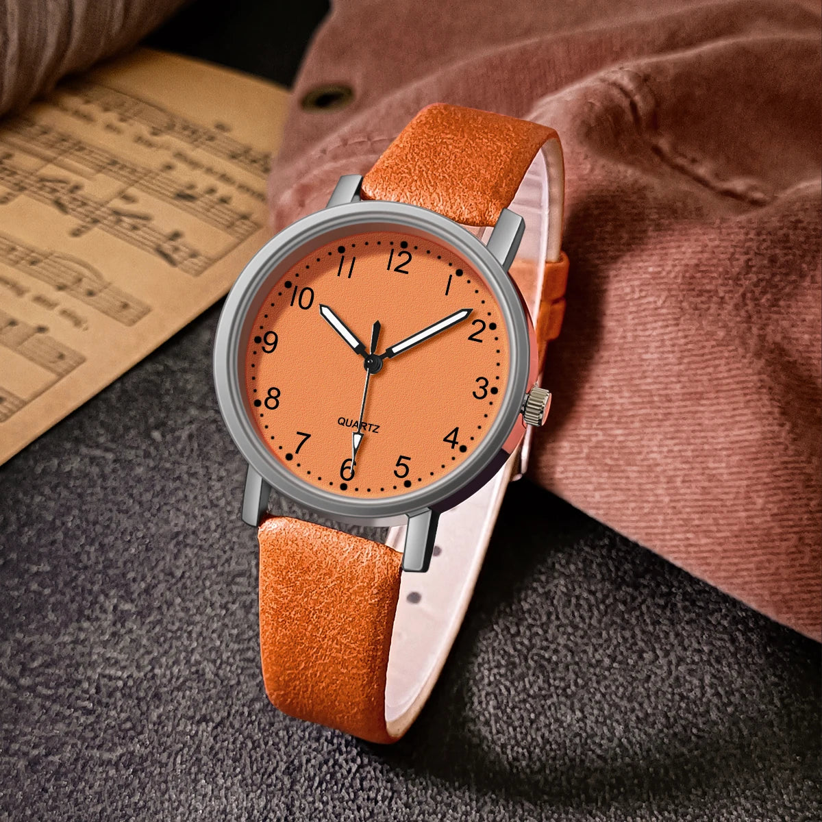 Vintage Round Dial Leather Strap Watch