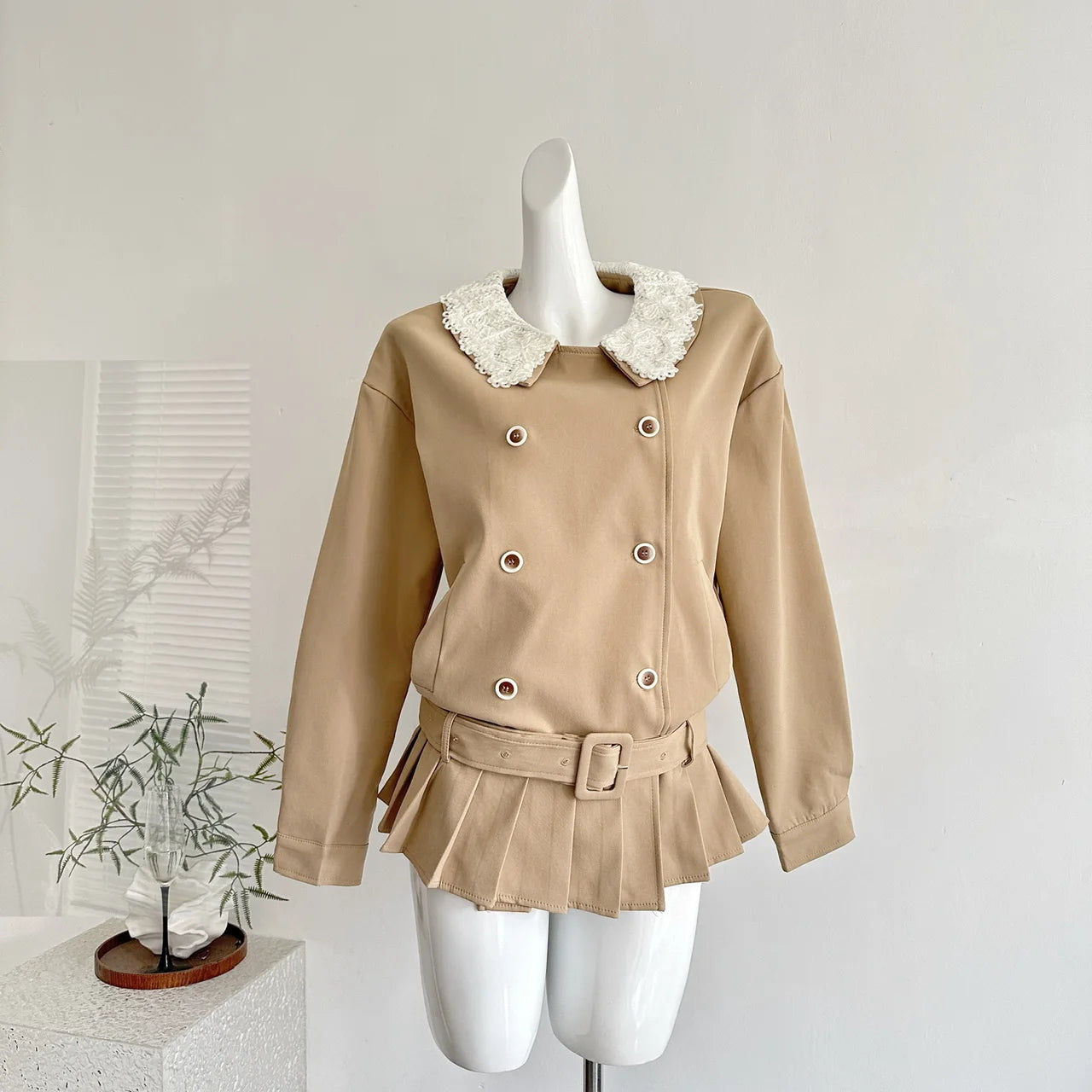 Autumn Chic French Elegant Lace Doll Collar Design Jacket 2000s Aesthetic Korean Popular Retro Women's Trench Coat Woman Clothes