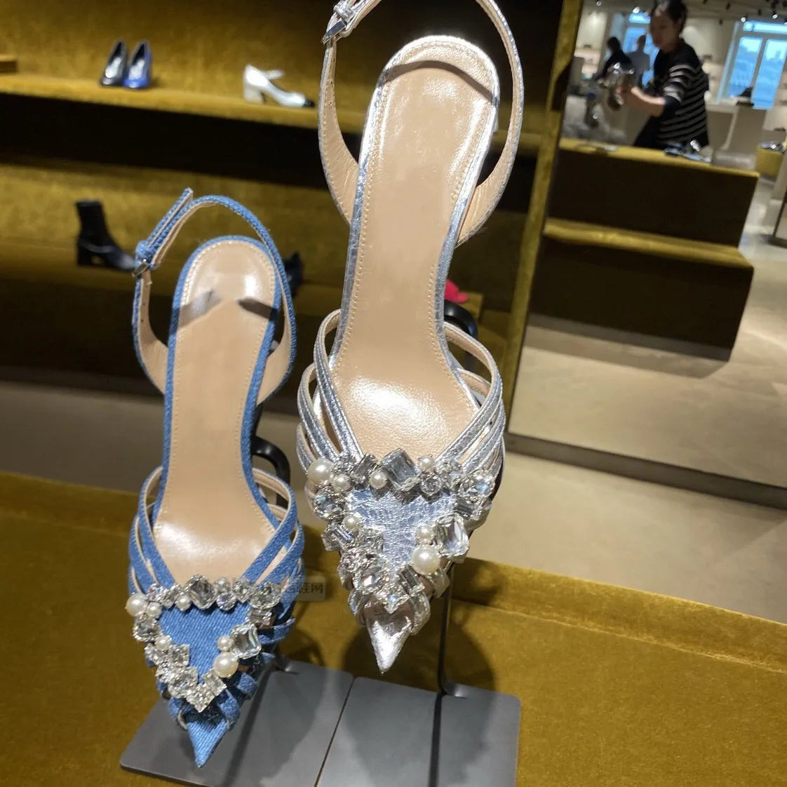 Crystal Heart Buckled Caged Leather Low Heel Pointed Toe Sandals For Women