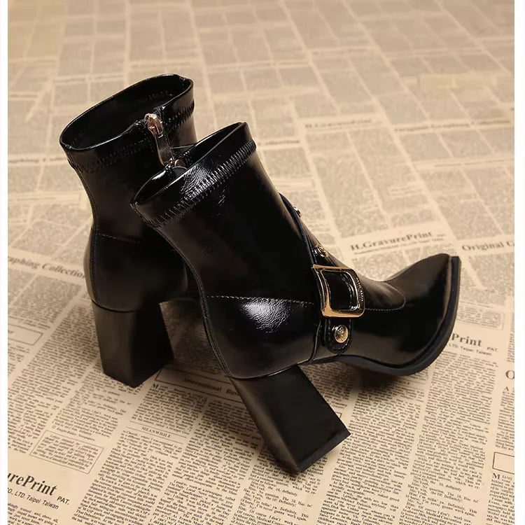 Pointed Toe Chelsea Boots