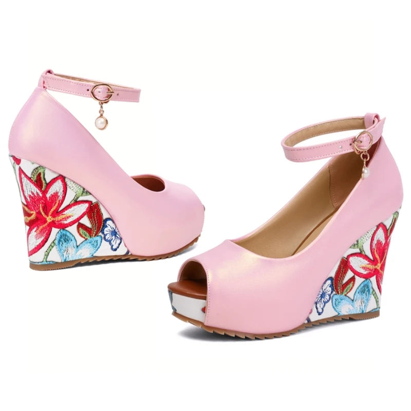 Strappy Buckle Platform Wedges