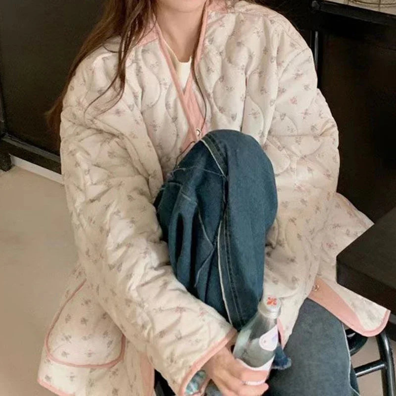 Retro floral small fresh color matching plaid cotton-padded jacket women's autumn and winter plus cotton coats on both sides.