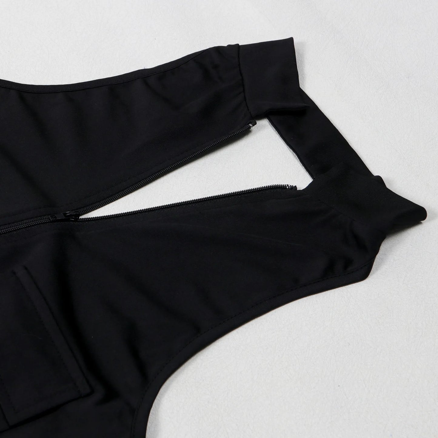 Solid Halter Neck Backless Sleeveless Zip Up Jumpsuit for Women