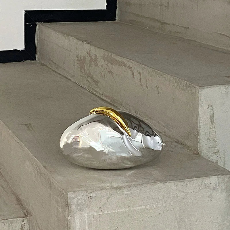 Shiny Egg Shaped Acrylic Hard Shell Clutch Bag for Women