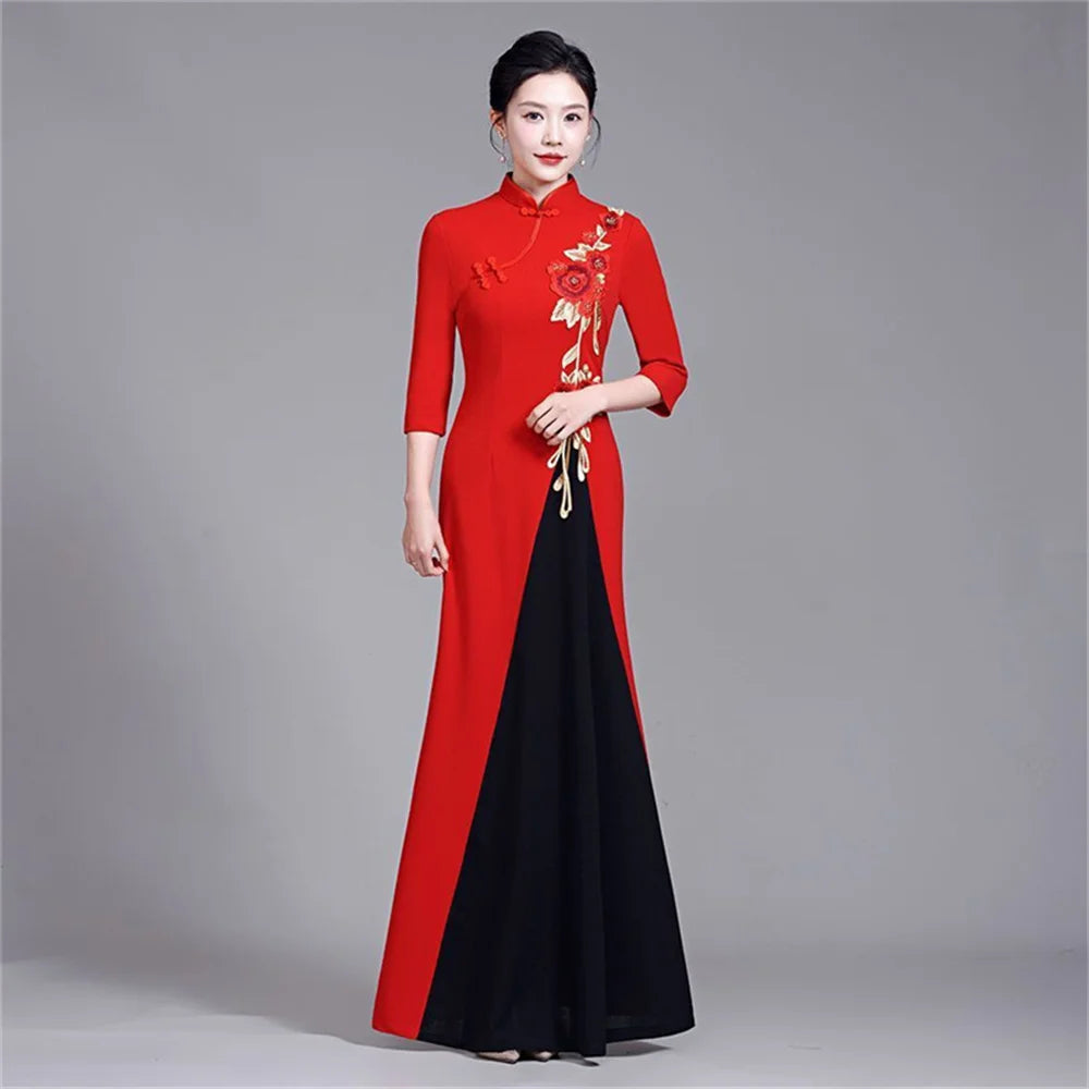 2025 Summer Women New Middle aged Elderly Dress Improved High end Non Ironing Show Elegant Slim And Long Embroide Red Dress 6XL