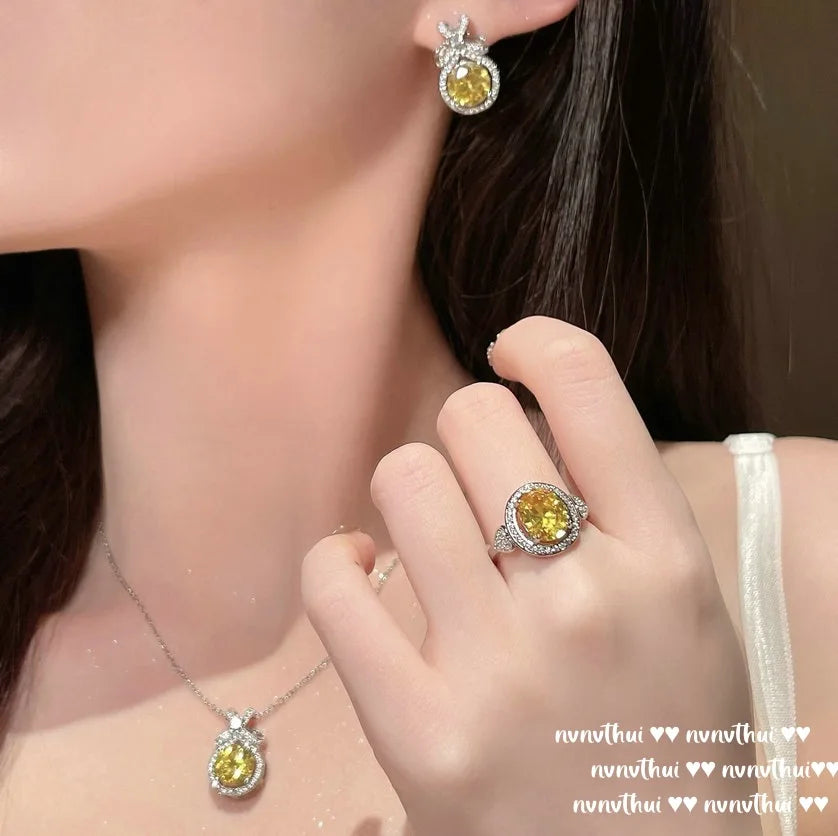 Round Cut Yellow Cubic Zirconia Bridal Jewelry Set for Women