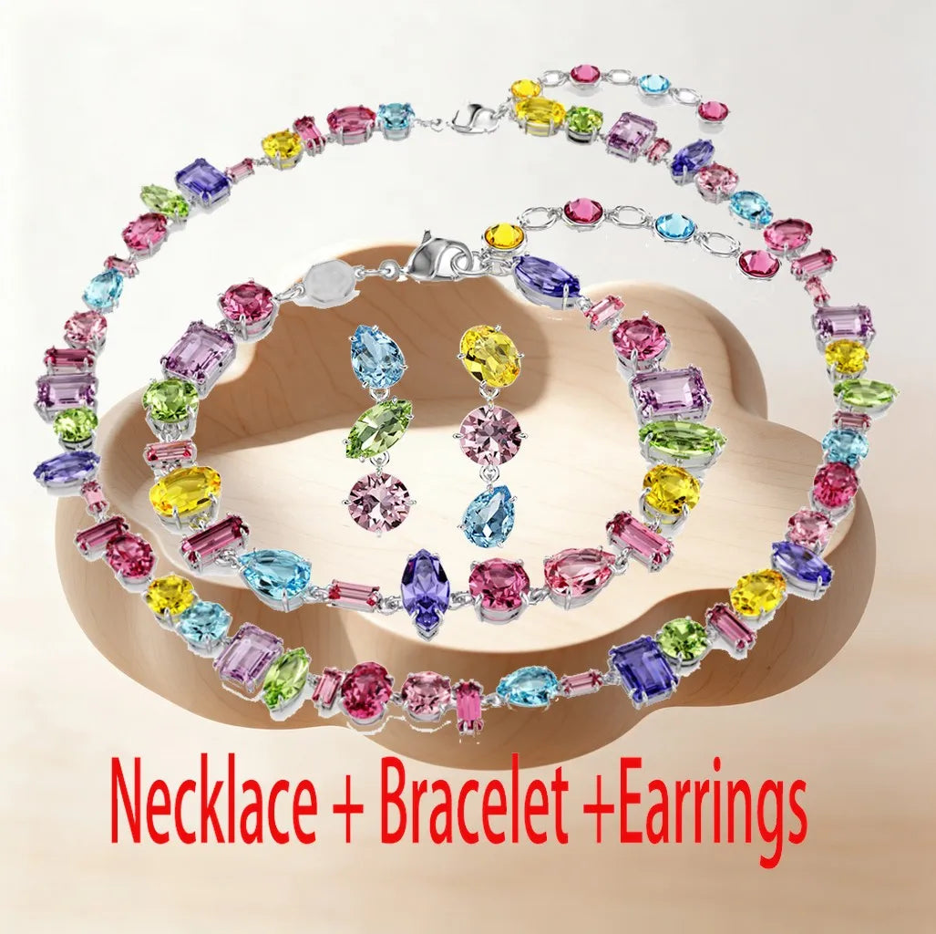 Shimmering Crystal Jewelry Set With Necklace And Earrings For Women