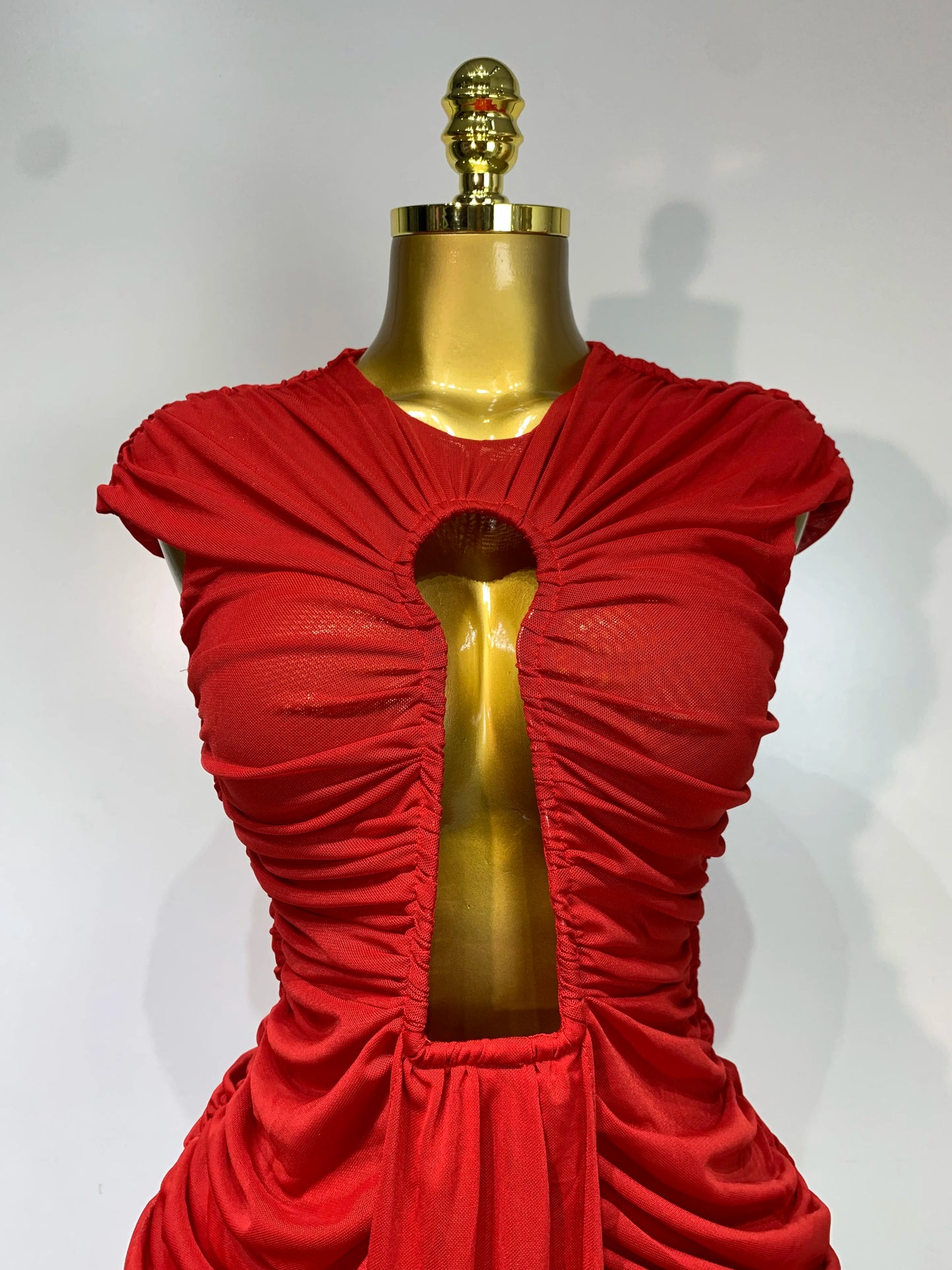 Women Sexy Sleeveless O-Neck Bodycon Mesh Long Dress Hollow Out Celebrate Fashion Show Celebrity Evening Party Club Dress