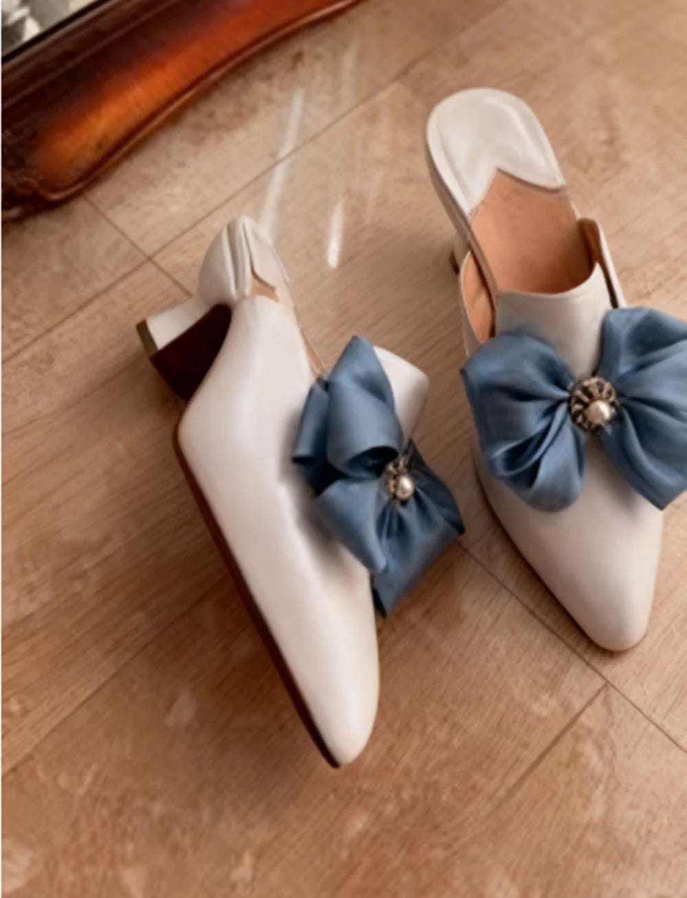 Pointed Toe Satin Bow Mules