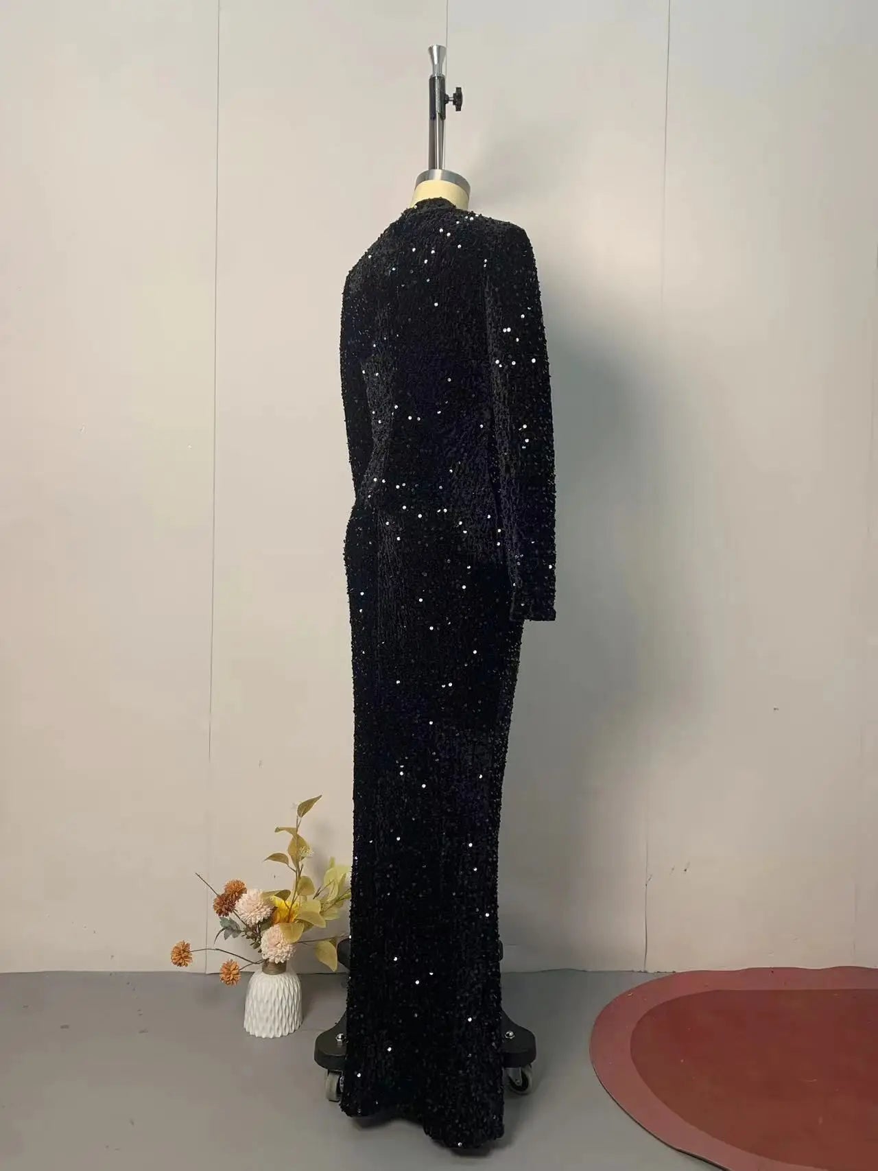 Elegant Sequined Black Long Sleeve Turtleneck Dress for Women