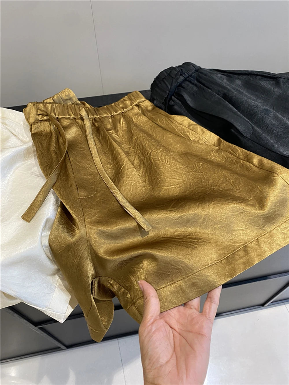 Loose Fit Elastic Waist Satin Texture Casual Shorts for Women