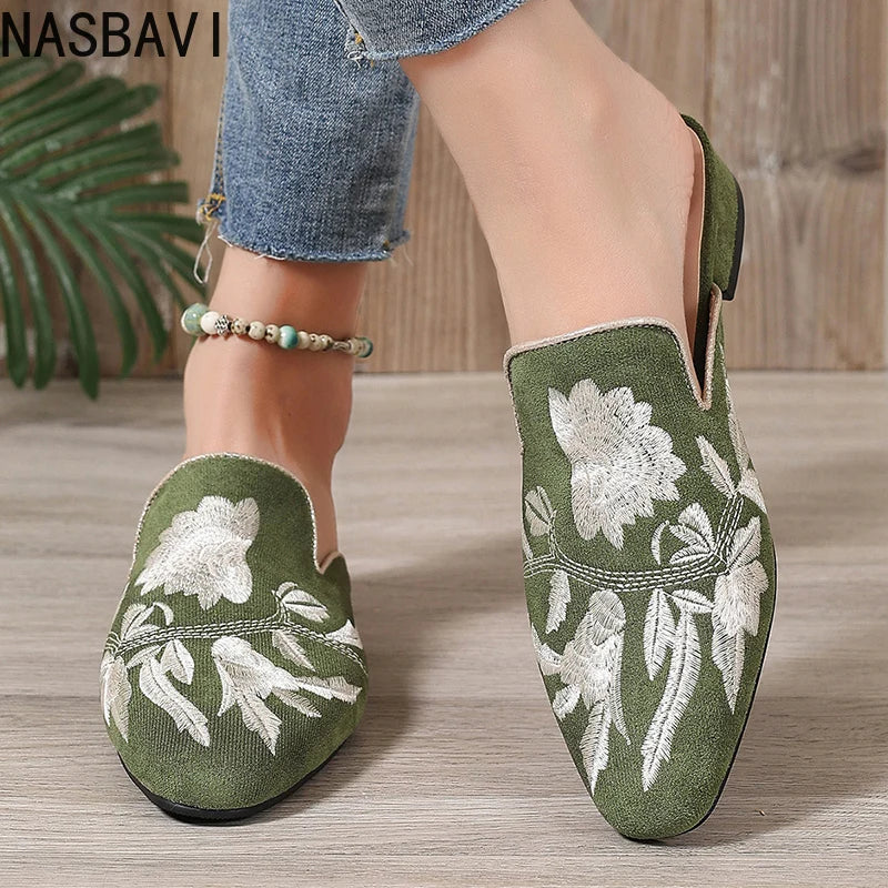Chic Floral Velvet Embroidered Mules