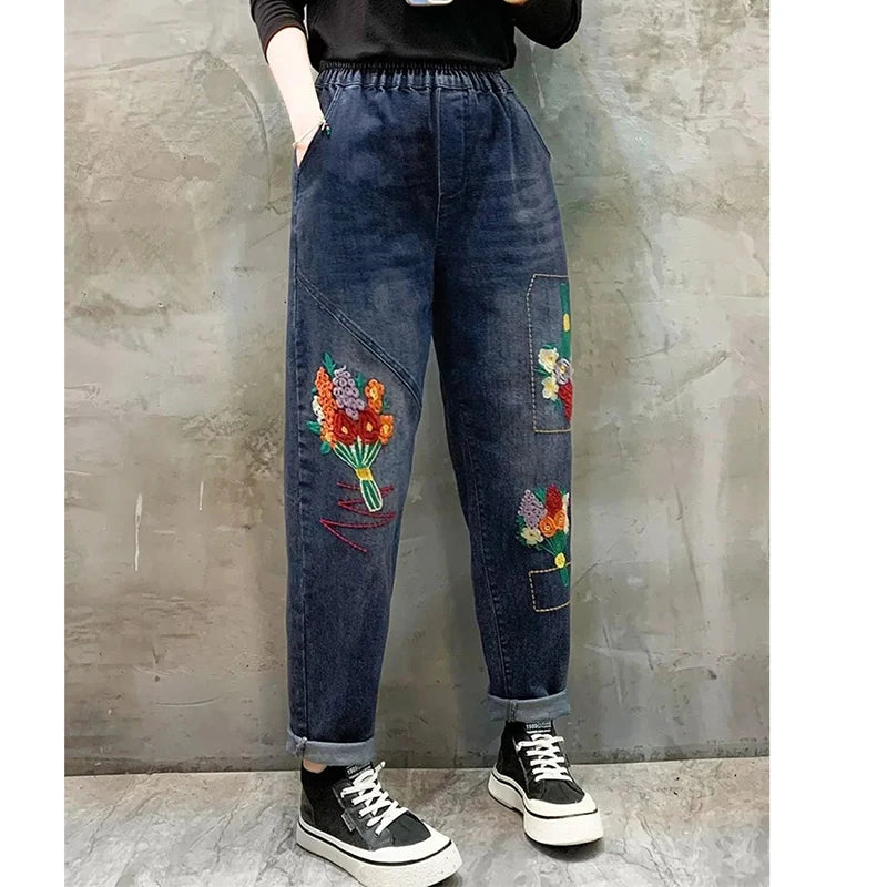 Jeans Woman High Waist Spring Summer Retro Embroidery Denim Trousers Ladies Elastic Waist Harem Pants Loose Jean Femme Pant 124