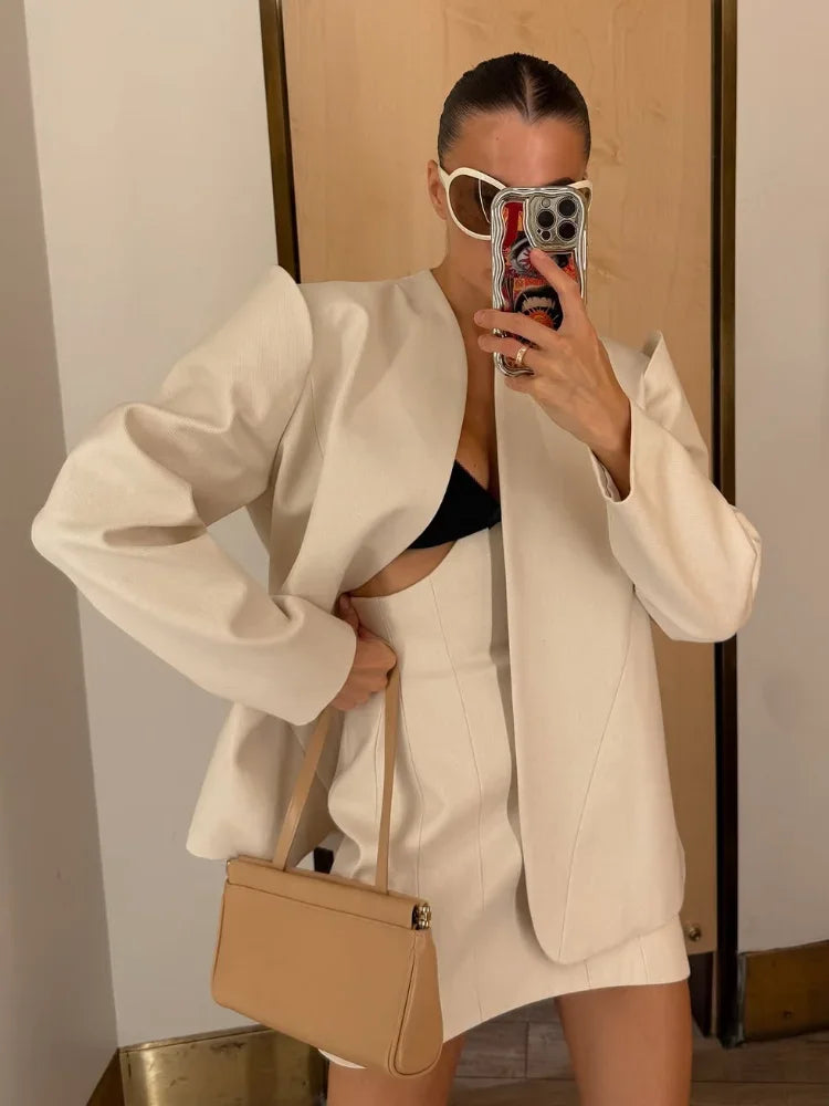 Minimalist White Tailored Blazer and Skirt Set for Women