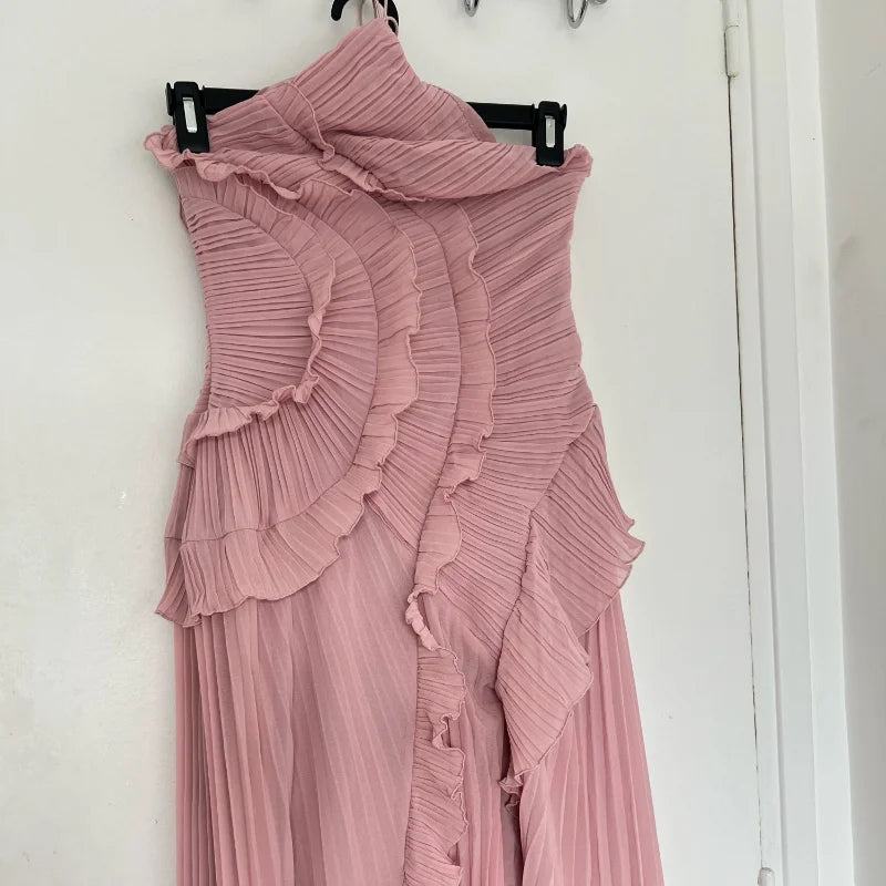 Chic Pleated Halter Neck Long Vacation Dress High Quality Purple Strapless Lotus Edge Maxi Dress 2025 New Lady Vacation Gown