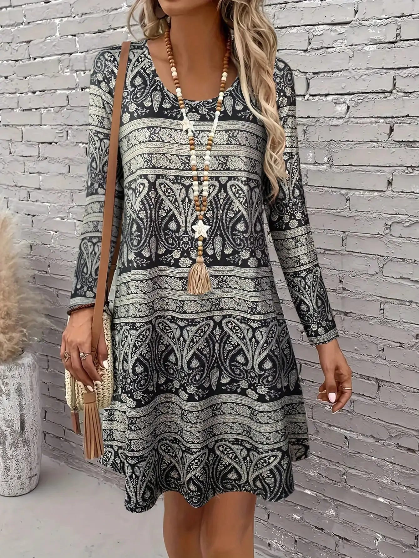 Women's Full Body Allover Print Long Sleeve Dress For Spring，Fashion Round Neck Mini Dress