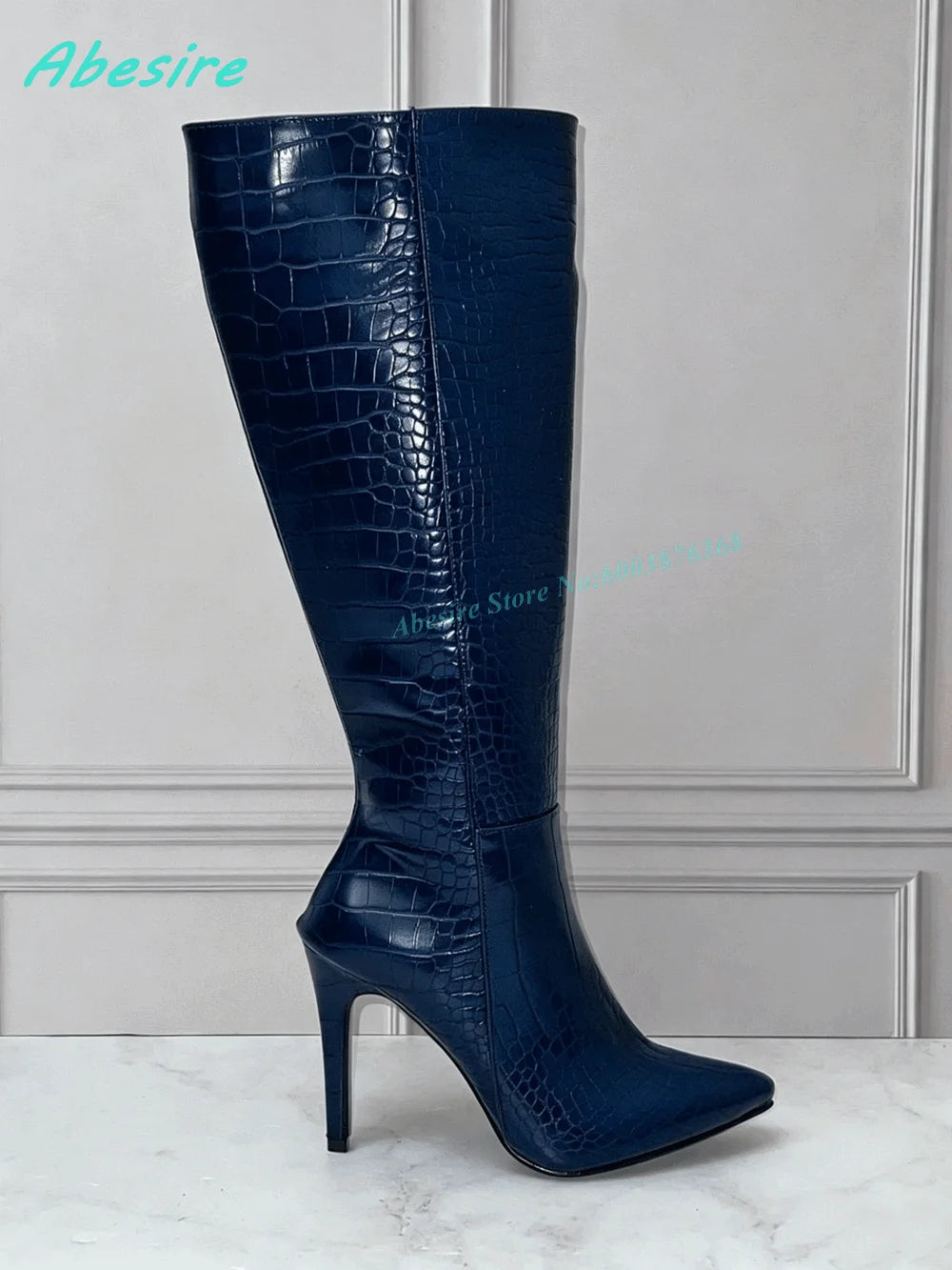 Burgundy Crocodile Pattern Knee High Boots Pointed Toe Stiletto Heel Side-Zipper Women's Boots Retro Sexy Daily Party Shoes