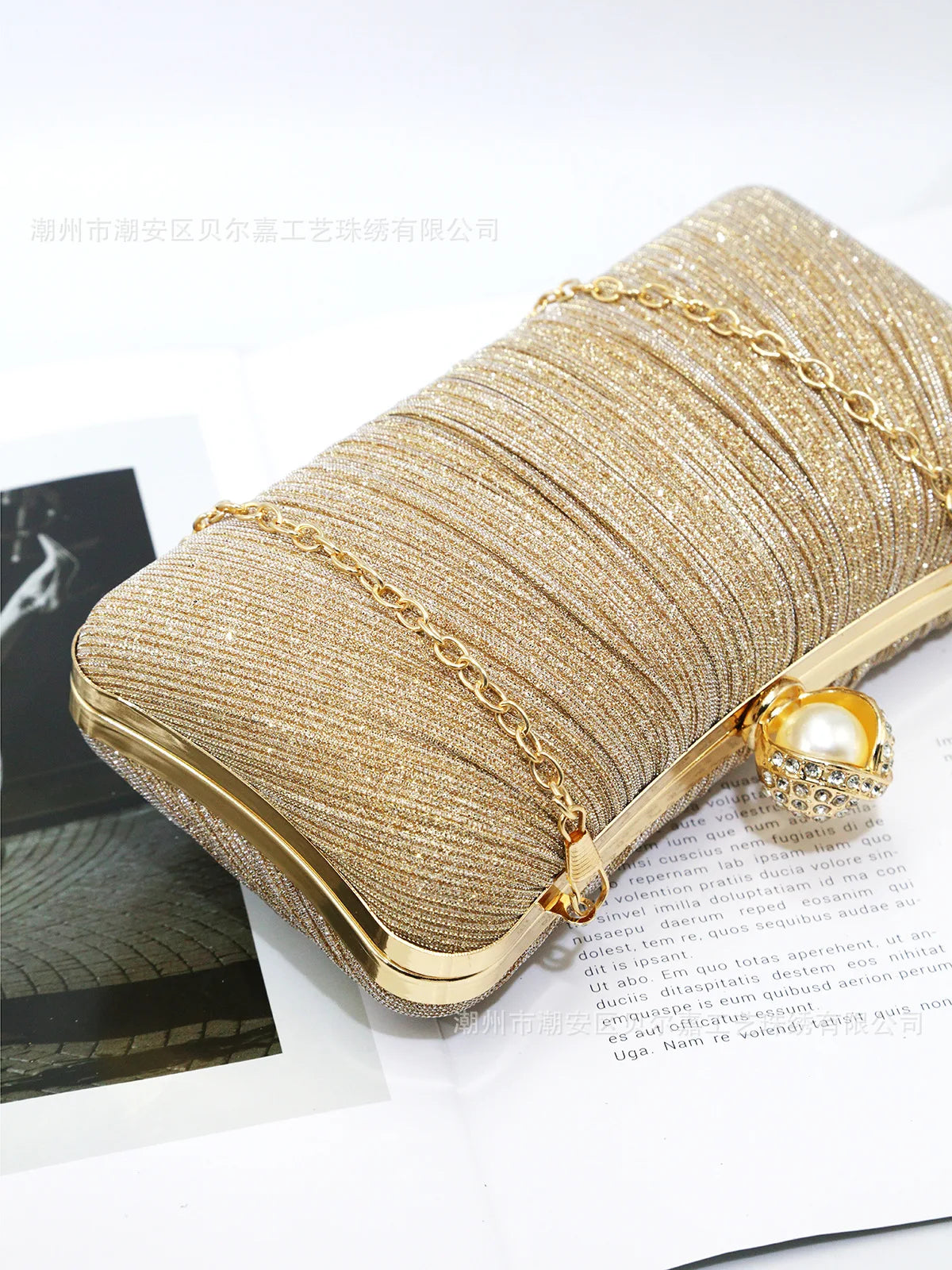 Elegant Pleated Chain Clutch Evening Bag for Women
