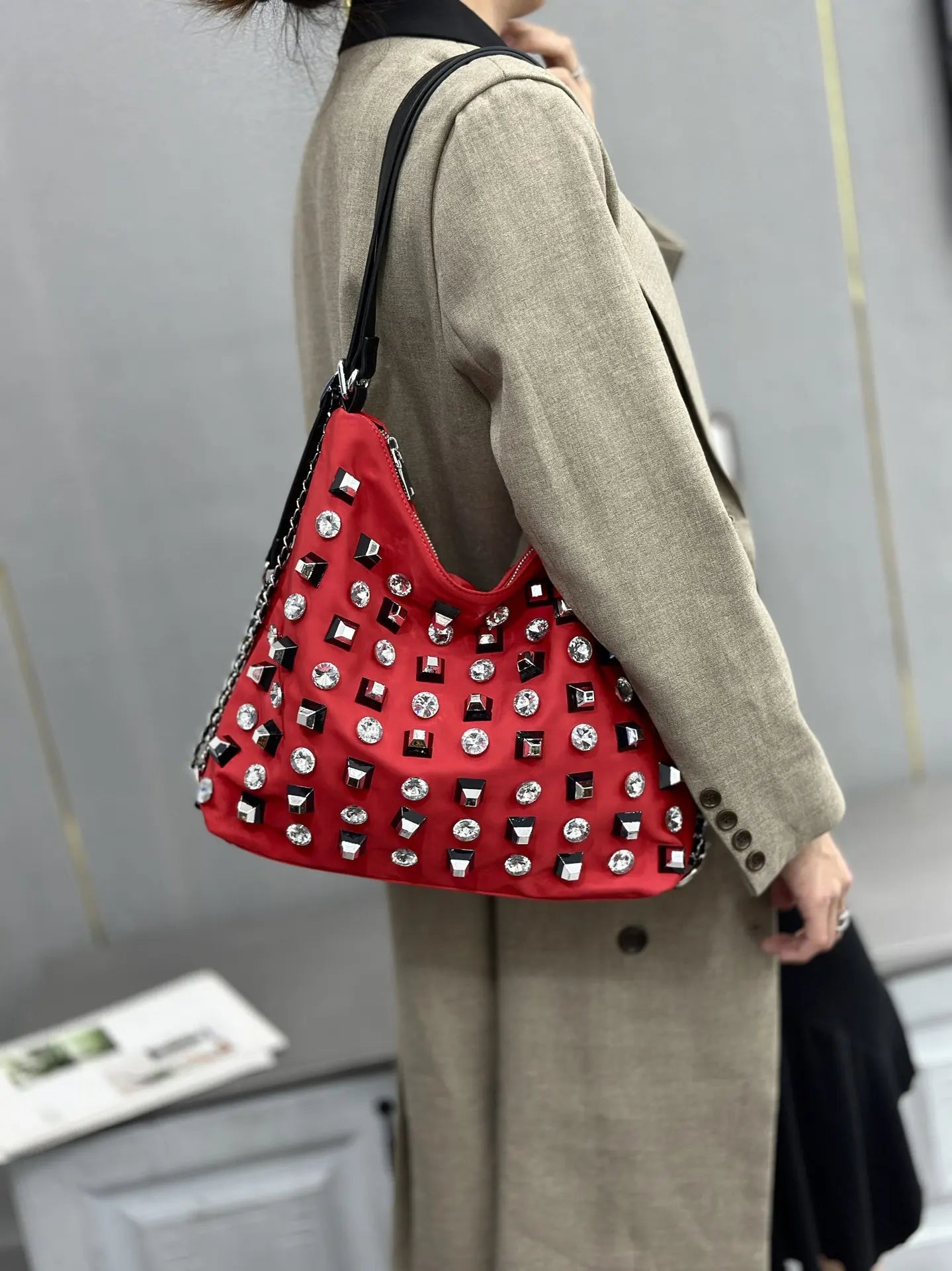 Women's Shoulder Bag Luxury Brand Diamond-encrusted Shiny Women's Shoulder Crossbody Bag Fashion Diamond-encrusted Women's Bag
