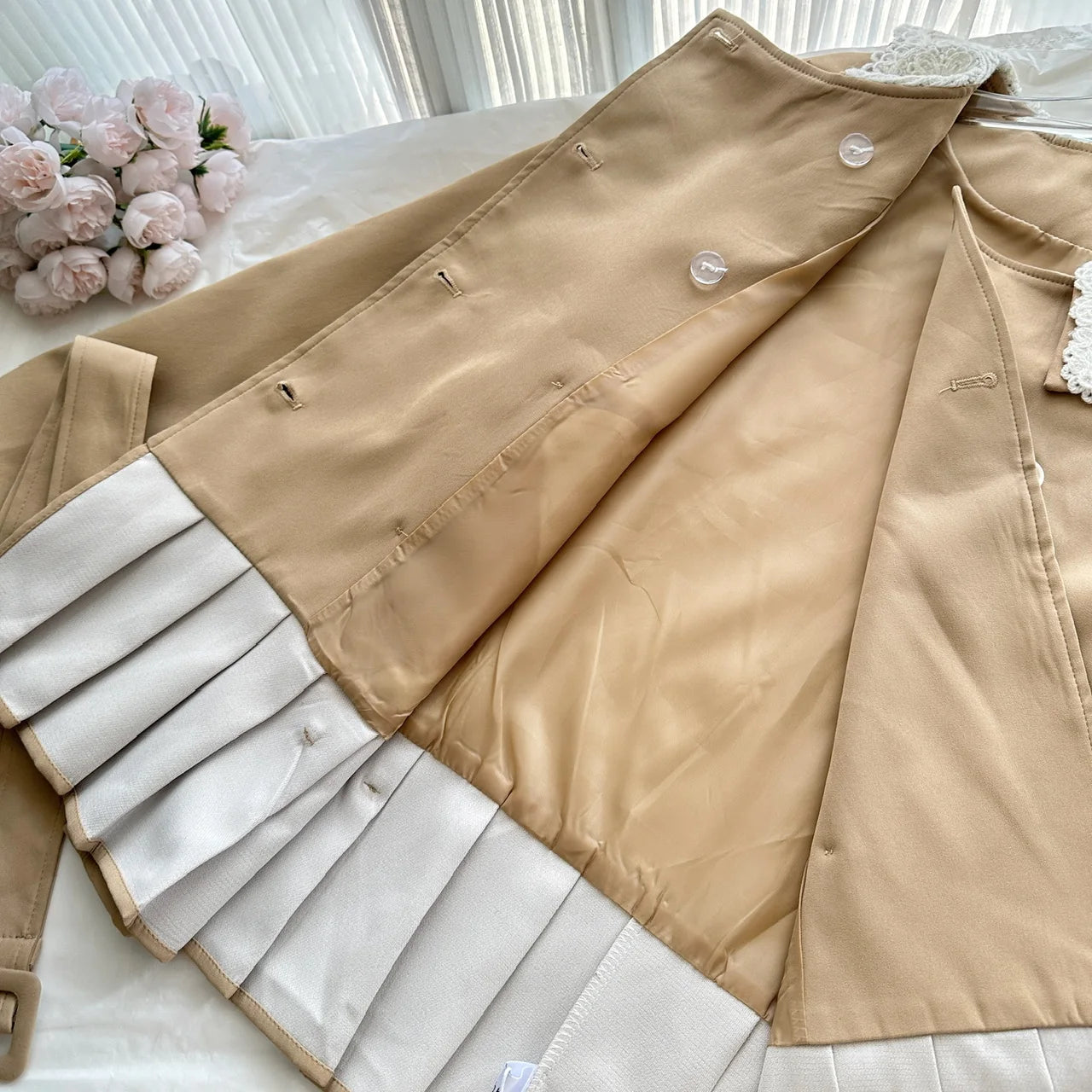 Autumn Chic French Elegant Lace Doll Collar Design Jacket 2000s Aesthetic Korean Popular Retro Women's Trench Coat Woman Clothes