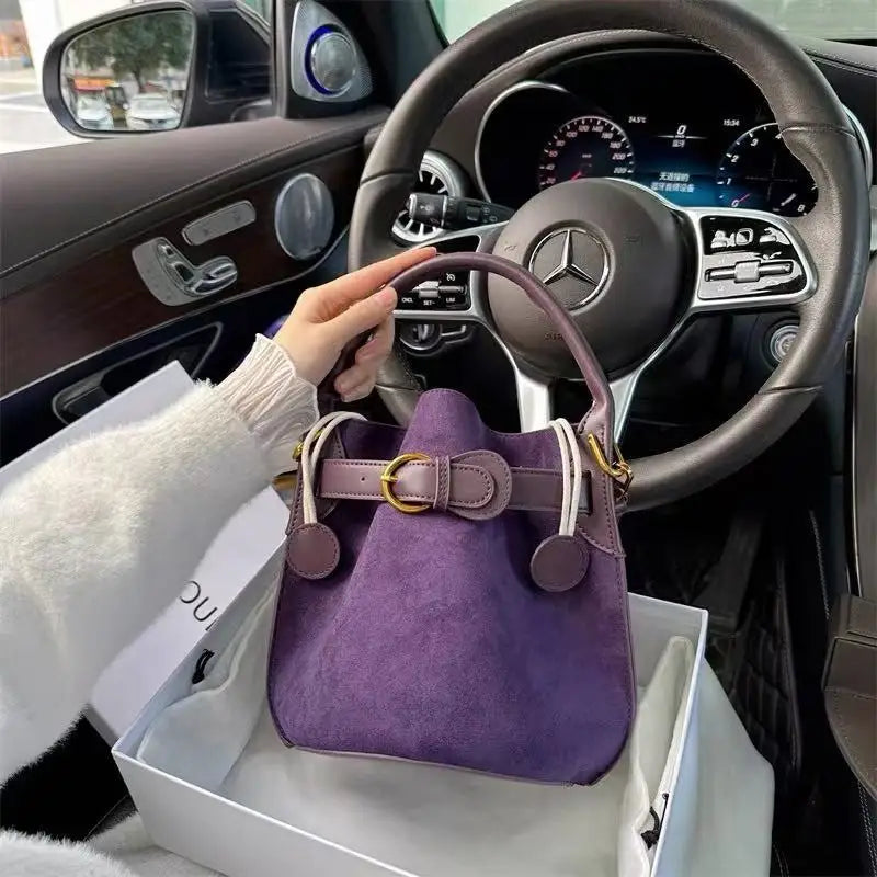 Advanced purple velvet bucket bag for women's new commuting trend single shoulder crossbody bag