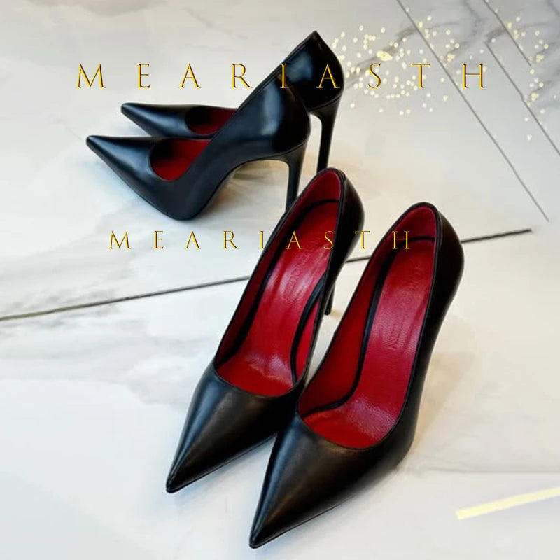 Red Patent Leather Pointed Toe Medium Heel Pumps for Women
