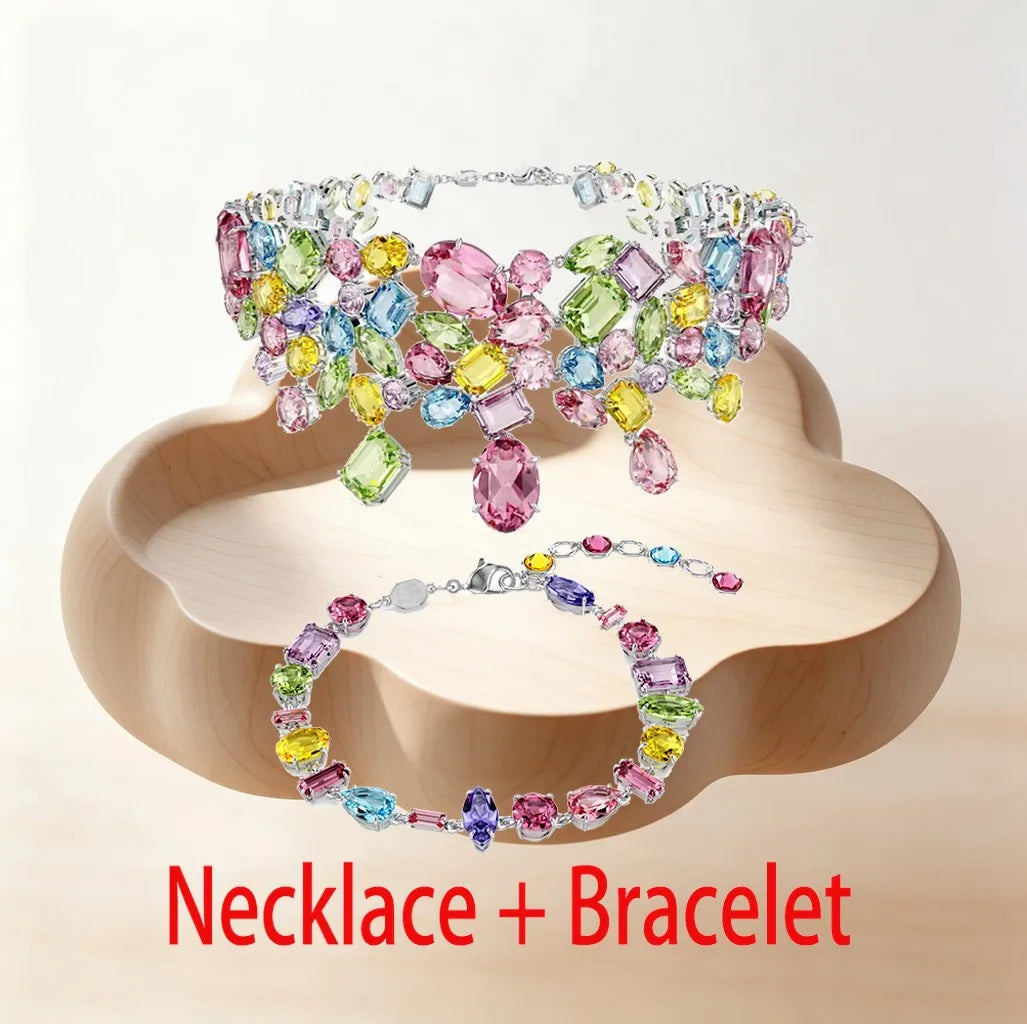 Shimmering Crystal Jewelry Set With Necklace And Earrings For Women