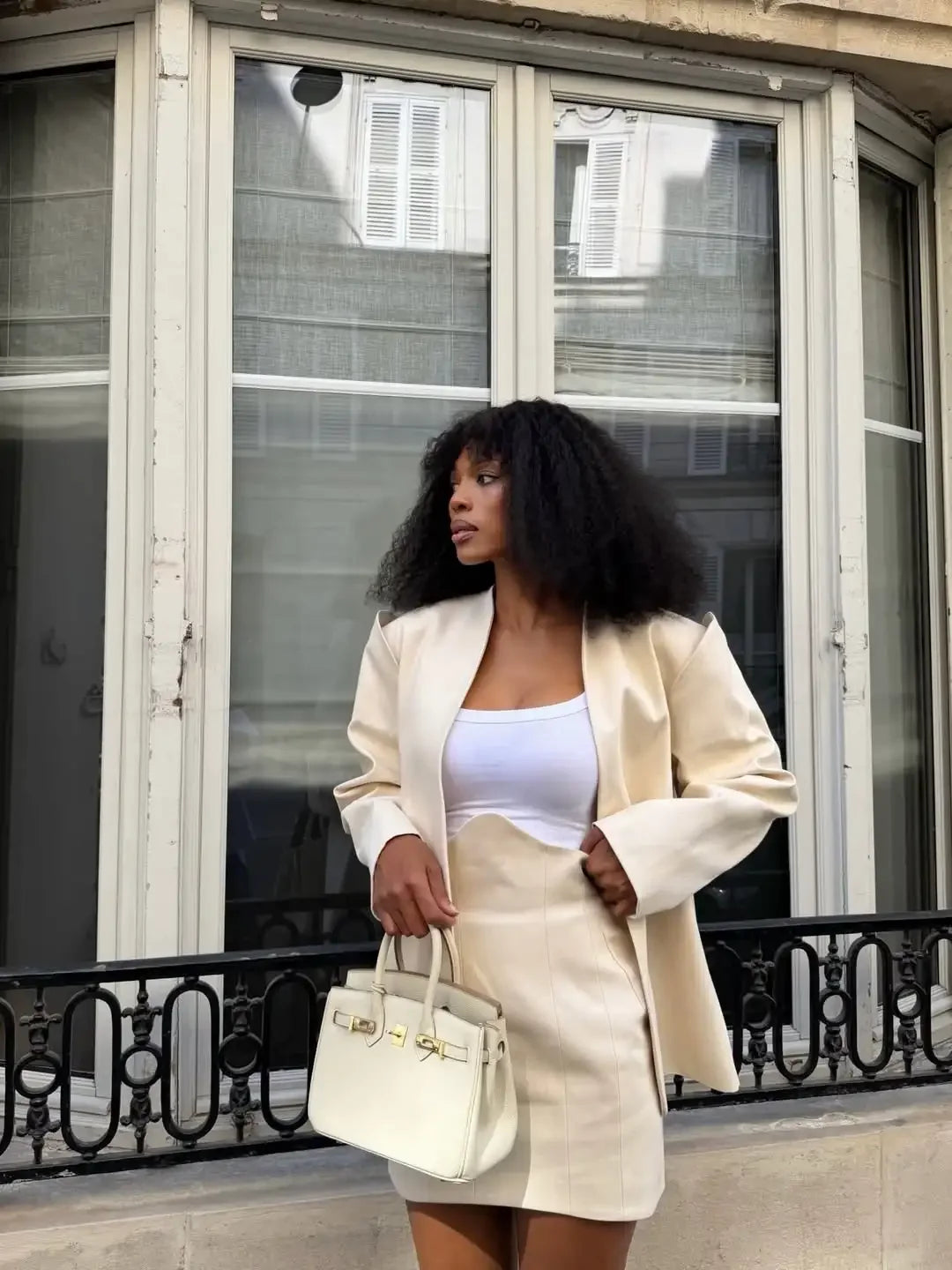 Minimalist White Tailored Blazer and Skirt Set for Women