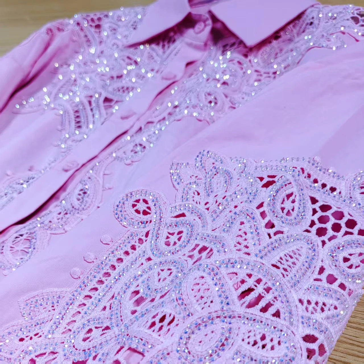 Luxury Bling Sequins Embroidery Pink Blouses Shirts for Women 2025 Autumn Lantern Sleeve Outwear Tops Camisas De Mujer