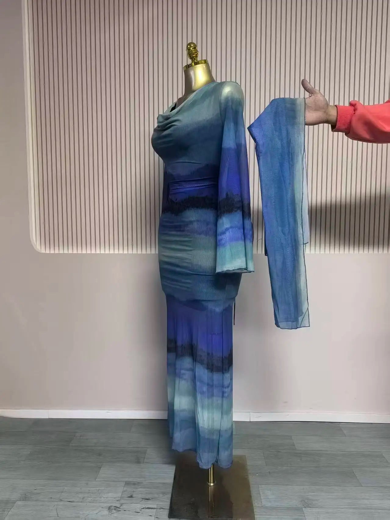 CM.YAYA Women Tie Dye Lace Up Back with Scarf Bodycon Midi Long Sleeve Pleated Maxi Dress Party Education Vacation Long Dresses