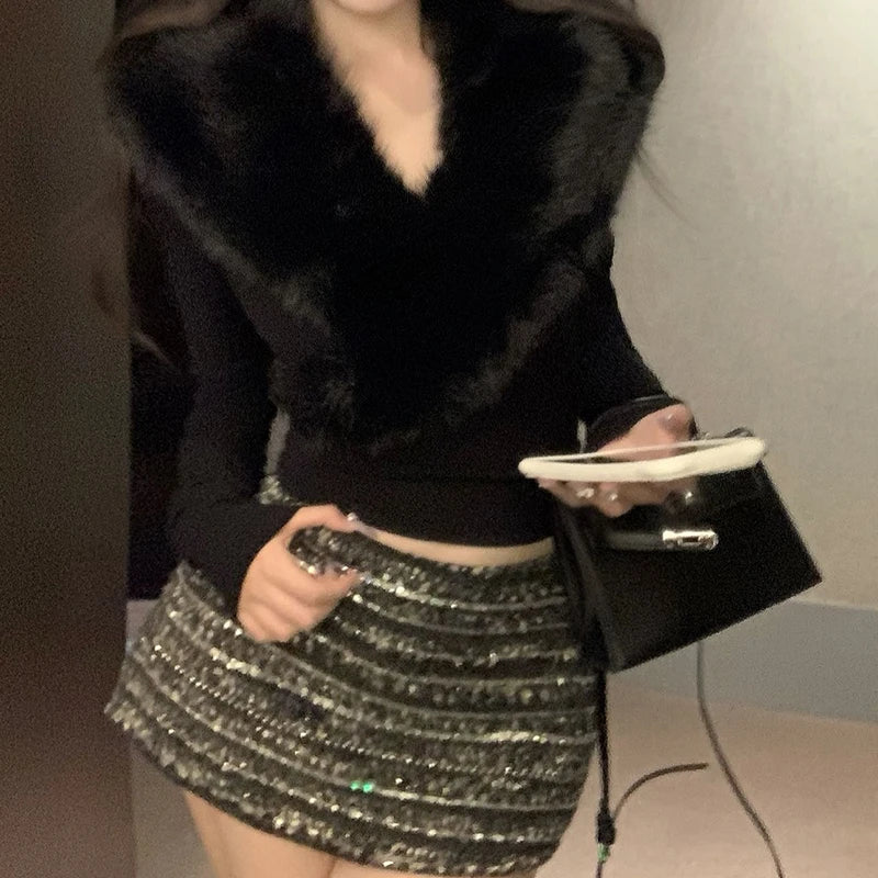 American Spice Girl Cross Fur Collar Long Sleeve T-shirt Women's winter high-grade sense waist slim fit with slim bottoming top.