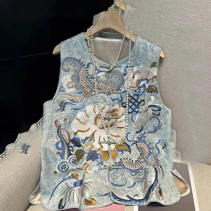 Chinese Style Embroidered Round Neck Sleeveless Vest for Women