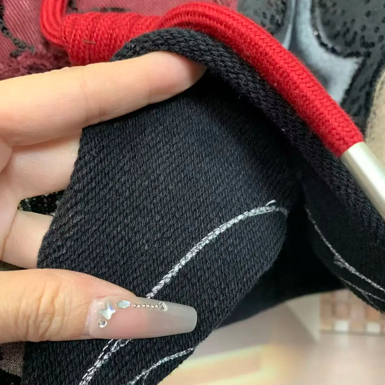 Fashion 2025 Autumn Heavy Industry Embroidery Cartoon Short Loose Hooded Sweatshirt For Women's Kawaii Clothes Lace-up Sudaderas