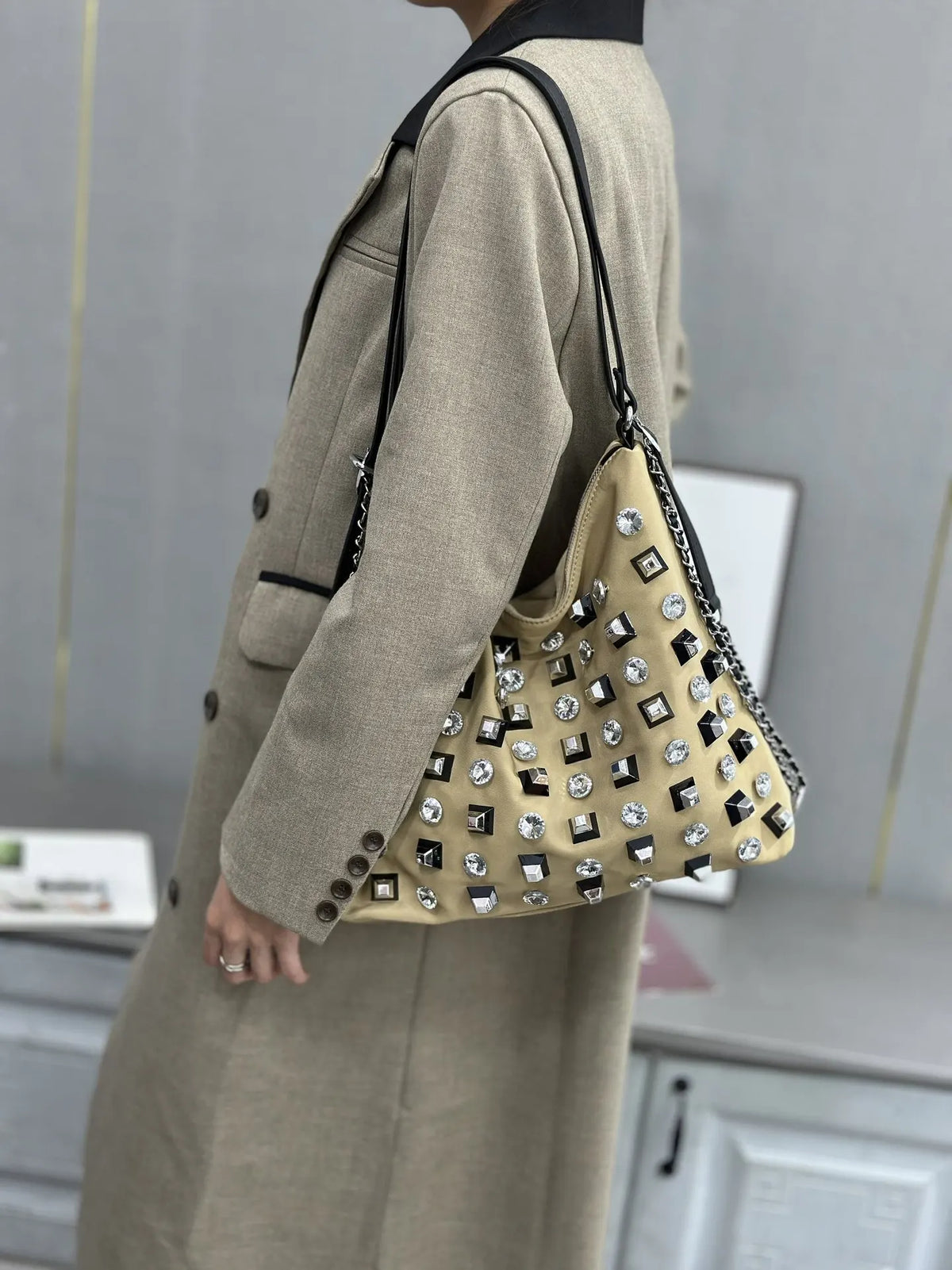Women's Shoulder Bag Luxury Brand Diamond-encrusted Shiny Women's Shoulder Crossbody Bag Fashion Diamond-encrusted Women's Bag