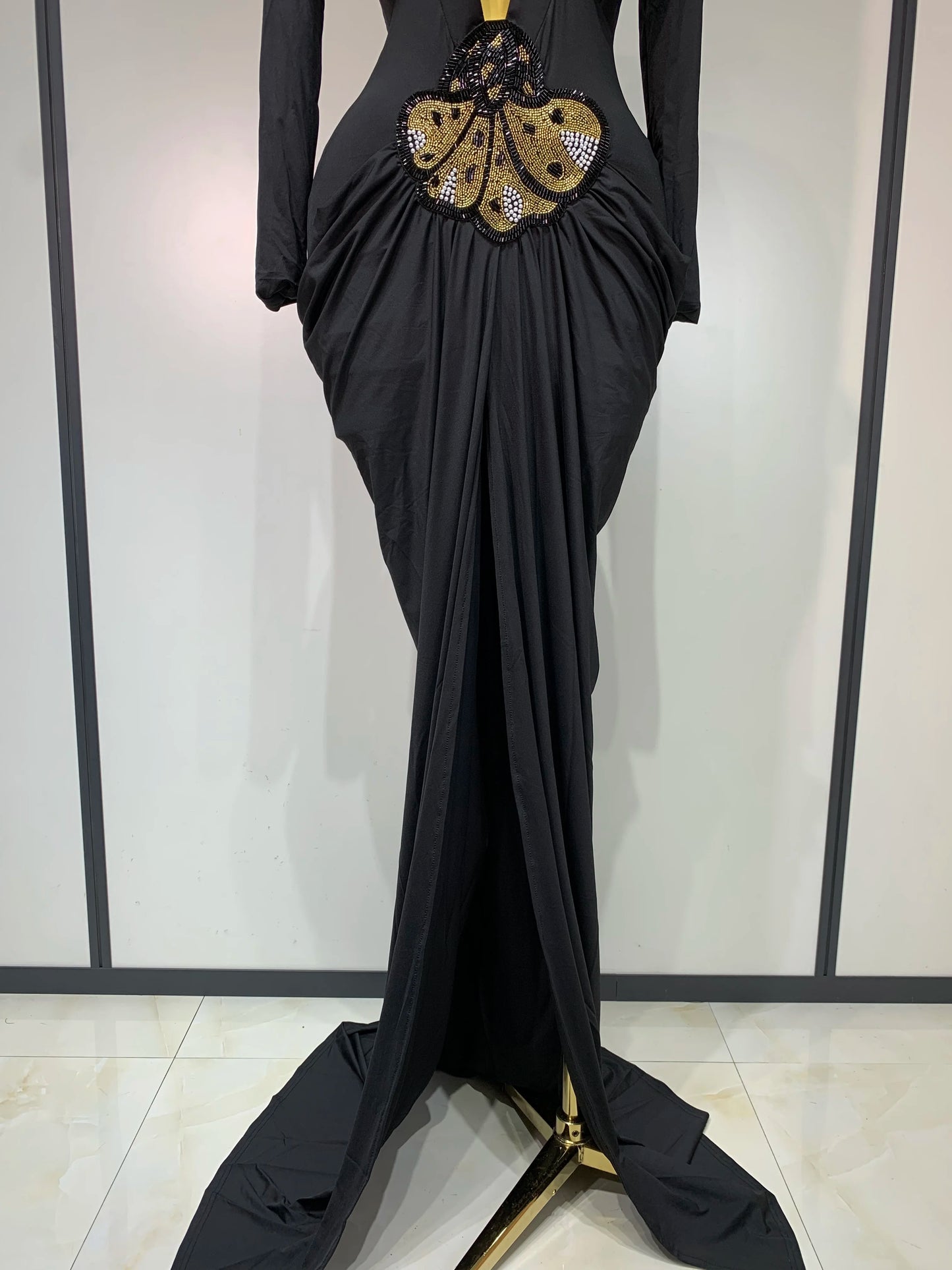 Women Sexy Deep V-Neck Bead Long Sleeved Bodycon Prom Gowns Elegant Celebrity Evening Maxi Dress Luxury Birthday Dress Wedding