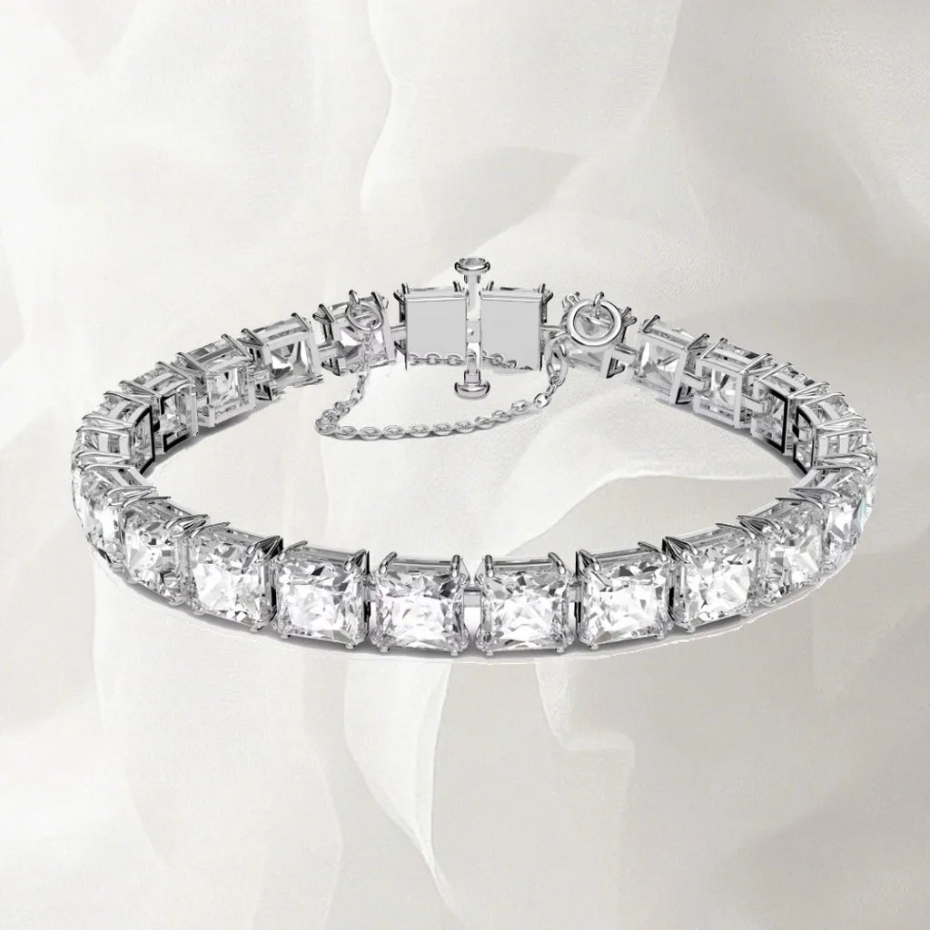 Elegant Gold Plated Zirconia Pendant Set for Women