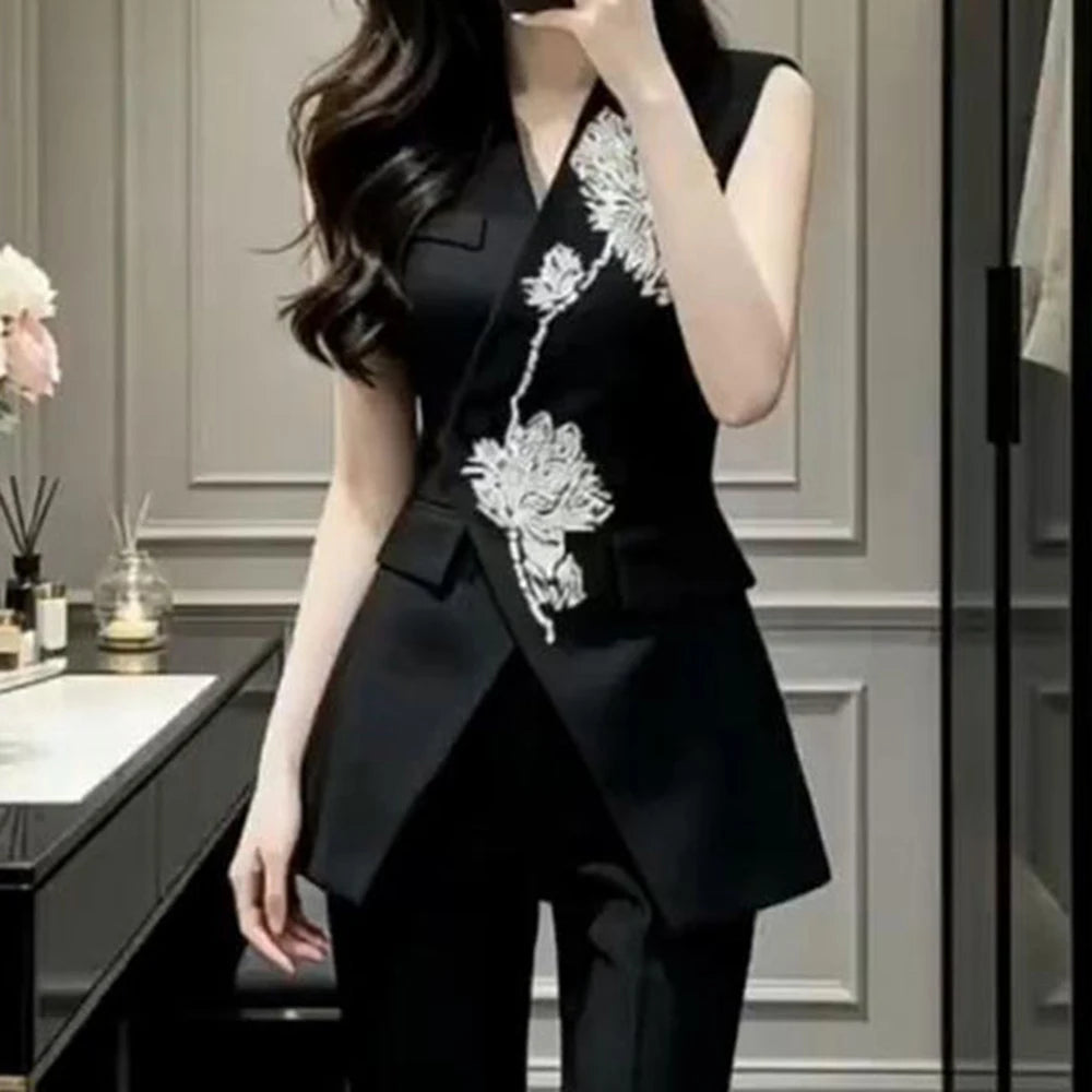 Chic Slim Diamond Detail Sleeveless Blazer for Women