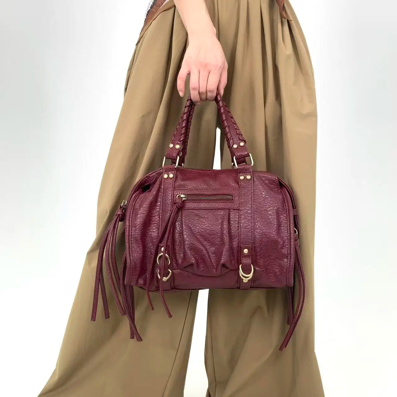 Vintage Street Style Rivet Embellished Shoulder Bag for Women