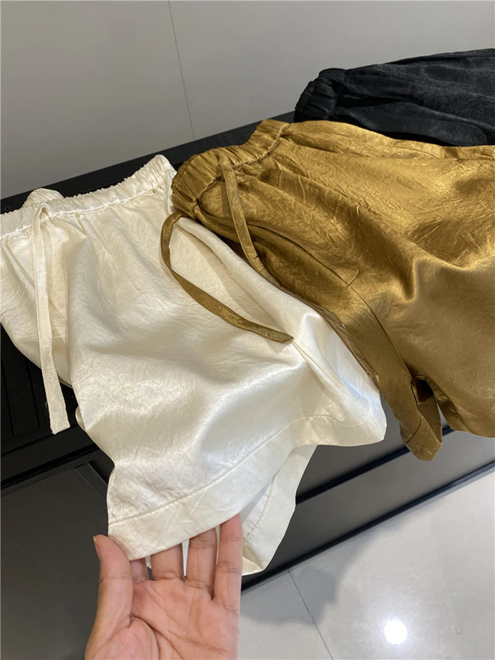 Loose Fit Elastic Waist Satin Texture Casual Shorts for Women
