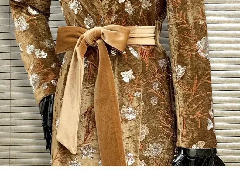 Golden Velvet Adjustable Waist Windbreaker Coat Autumn/Winter New English style Luxury Sequin Embroidered Women's Coat